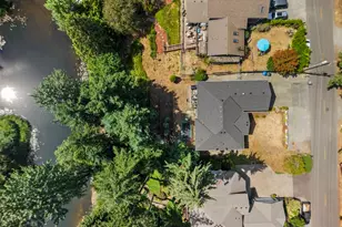 18505 68th St E, Bonney Lake, WA 98391 - Photo 33