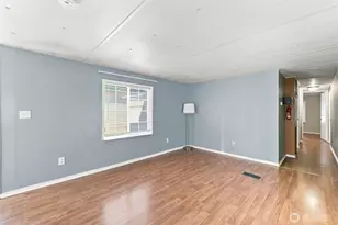 2424 S 260th St, Kent, WA 98032 - Photo 3