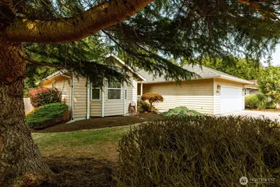 2042 Doe Drive, Oak Harbor, WA 98277 - Photo 25