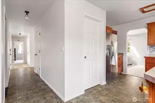 2042 Doe Dr, Oak Harbor, WA 98277 - Photo 11