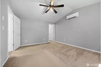 8304 65th Place NE, Marysville, WA 98270 - Photo 7
