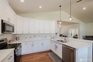 1726 Lilypad Pl E, Port Orchard, WA 98366 - Photo 13