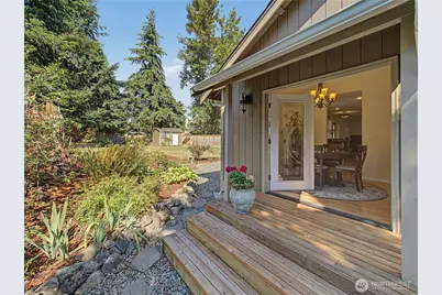 11004 209th Avenue E, Bonney Lake, WA 98391 - Photo 9
