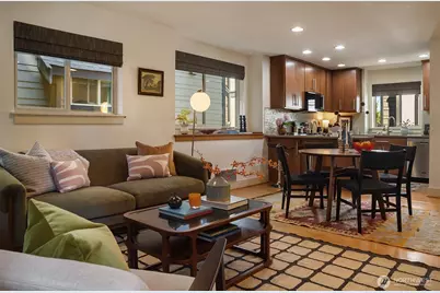 9613 Roosevelt Way NE #B, Seattle, WA 98115 - Photo 5