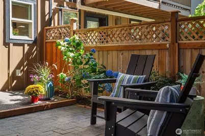 9613 Roosevelt Way NE #B, Seattle, WA 98115 - Photo 27