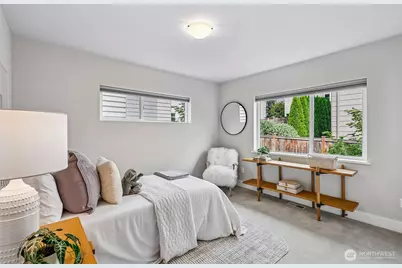 8710 112th Avenue NE #B, Kirkland, WA 98033 - Photo 25
