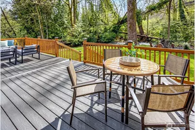 560 NE Alder Street, Issaquah, WA 98027 - Photo 19
