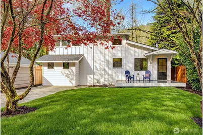 560 NE Alder Street, Issaquah, WA 98027 - Photo 1