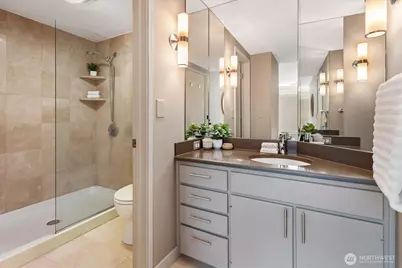101 NW 58th Street #12, Seattle, WA 98107 - Photo 23