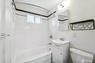 7002 28th Ave NW, Seattle, WA 98117 - Photo 3