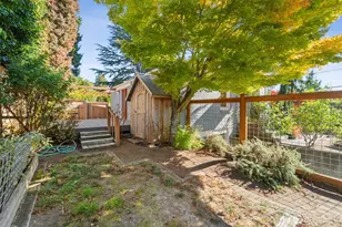 7002 28th Ave NW, Seattle, WA 98117 - Photo 7