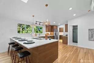 8009 28th Ave NE, Seattle, WA 98115 - Photo 13