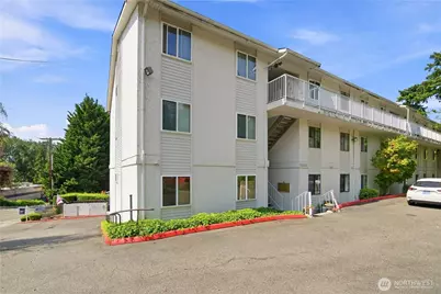 9926 NE 116th Street #302, Kirkland, WA 98034 - Photo 1