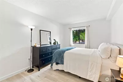 9926 NE 116th Street #302, Kirkland, WA 98034 - Photo 15