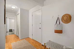 12631 NE 9th Pl, Bellevue, WA 98005 - Photo 11