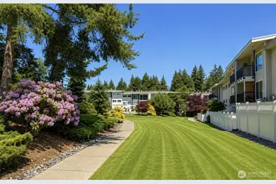 12631 NE 9th Place #C205, Bellevue, WA 98005 - Photo 1