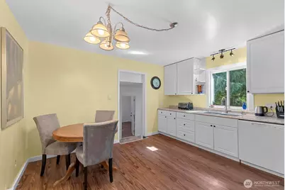 2001 30th Street, Bellingham, WA 98225 - Photo 7