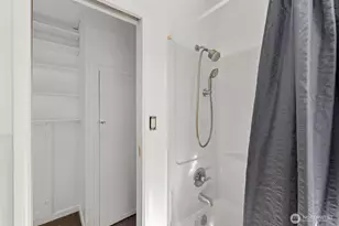 2001 30th St, Bellingham, WA 98225 - Photo 13