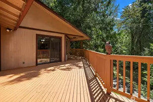 19510 SE May Valley Rd, Issaquah, WA 98027 - Photo 21