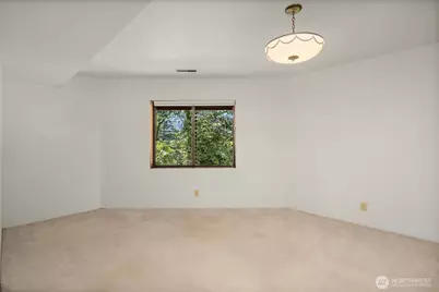 19510 SE May Valley Road, Issaquah, WA 98027 - Photo 29