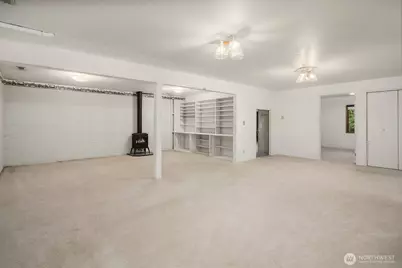19510 SE May Valley Road, Issaquah, WA 98027 - Photo 23