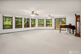 19510 SE May Valley Rd, Issaquah, WA 98027 - Photo 3