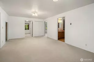 19510 SE May Valley Rd, Issaquah, WA 98027 - Photo 27