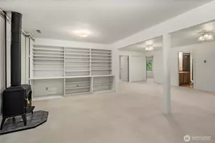 19510 SE May Valley Rd, Issaquah, WA 98027 - Photo 25