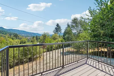 2411 Sunrise Street, Kelso, WA 98626 - Photo 33