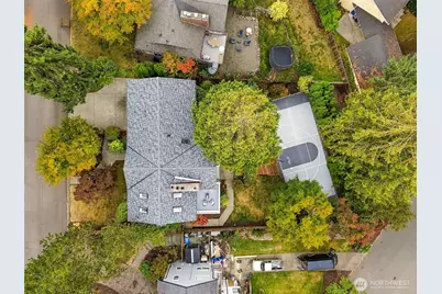 20130 44th Avenue NE, Lake Forest Park, WA 98155 - Photo 35