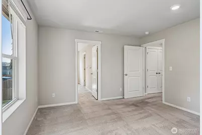 18910 Liberty Ridge Lane E, Puyallup, WA 98374 - Photo 13