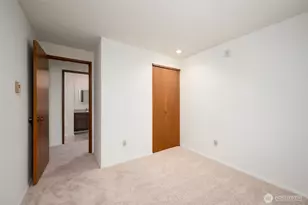 7571 Old Redmond Rd, Redmond, WA 98052 - Photo 17