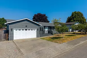 6607 69th St NE, Marysville, WA 98270 - Photo 3