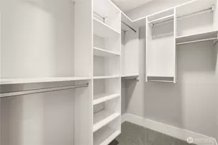 10402 NE 15th St, Bellevue, WA 98004 - Photo 19