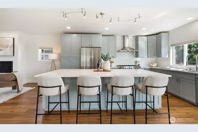 4010 35th Avenue SW, Seattle, WA 98126 - Photo 5