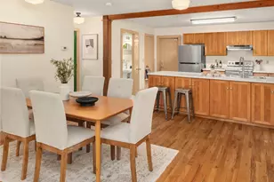 9190 NE Ruys Ln, Bainbridge Island, WA 98110 - Photo 9
