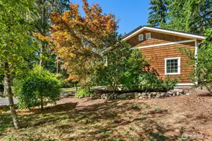 9190 NE Ruys Ln, Bainbridge Island, WA 98110 - Photo 21