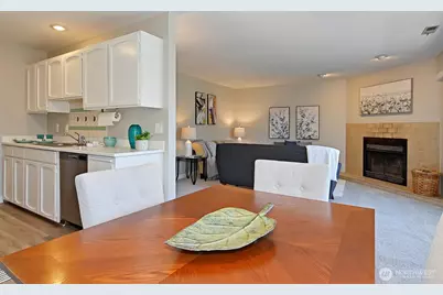 4120 212th Street SW #B301, Mountlake Terrace, WA 98043 - Photo 7