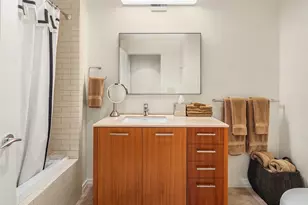 10700 NE 4th St, Bellevue, WA 98004 - Photo 27