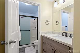 12618 100th Ln NE, Kirkland, WA 98034 - Photo 5