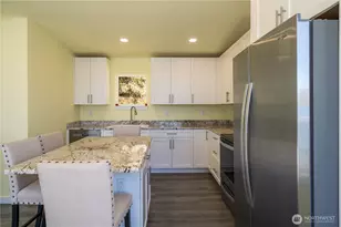 9064 S Lakeshore Rd, Chelan, WA 98816 - Photo 5
