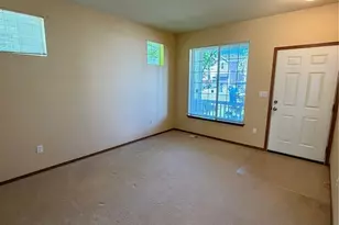 11328 185th St E, Puyallup, WA 98374 - Photo 3