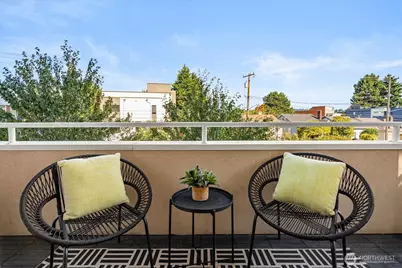2167 Dexter Avenue N #301, Seattle, WA 98109 - Photo 7