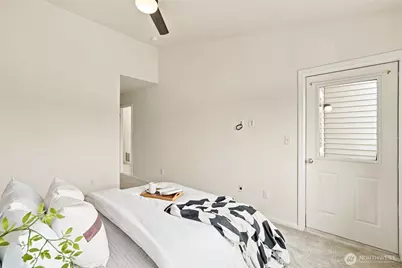 901 E Marine View Drive #104, Everett, WA 98201 - Photo 21