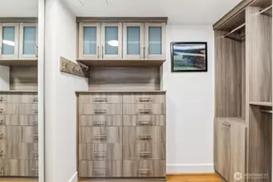 820 Blanchard St, Seattle, WA 98121 - Photo 21