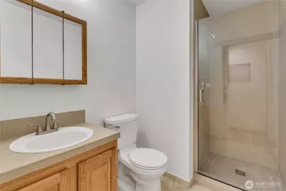 1925 19th Street SE, Puyallup, WA 98372 - Photo 19