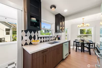 3022 S Holden Street, Seattle, WA 98108 - Photo 11