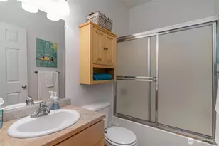 13005 64th Ave S, Seattle, WA 98178 - Photo 9