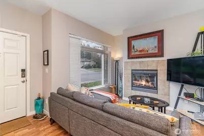 13005 64th Avenue S #B114, Seattle, WA 98178 - Photo 3