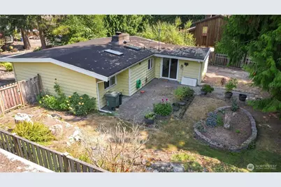 8232 184th Street SW, Edmonds, WA 98026 - Photo 5